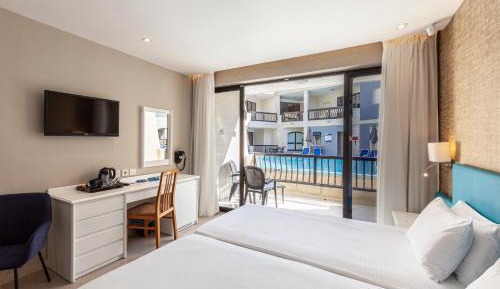 Twin Room with Pool View