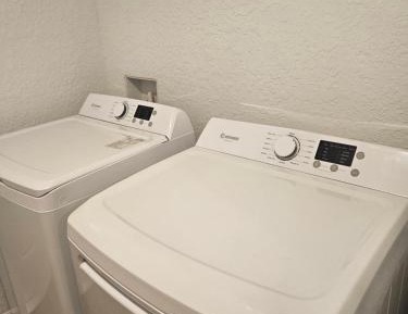 Deluxe Double Room (2 Adults + 1 Child)