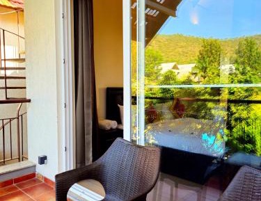 Double Room with Mountain View