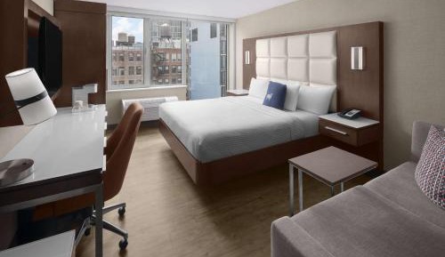 King Room with City View - Non-Smoking