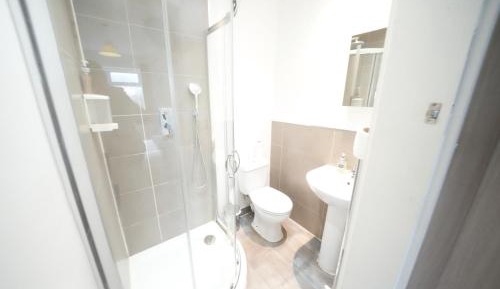 Double Room with Private Bathroom