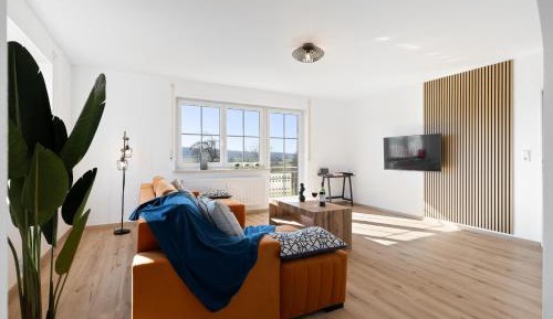 Four-Bedroom Luxury Apartment