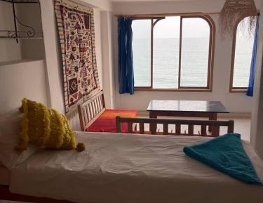 Family Room with Sea View