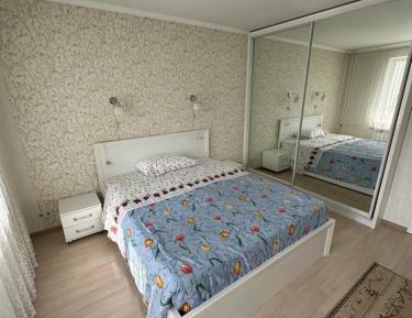 Two-Bedroom Apartment with Lake View