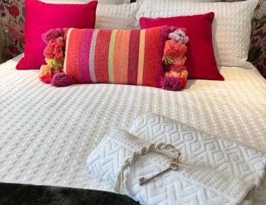Queen Room with Shared Bathroom
