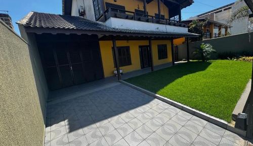 Seven-Bedroom House