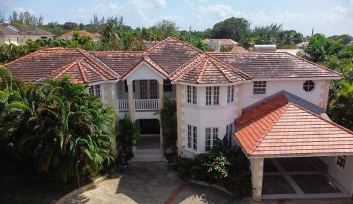 Four-Bedroom Holiday Home