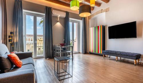 Superior One-Bedroom Apartment with Balcony