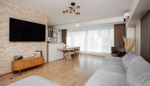 Apartment with Park View