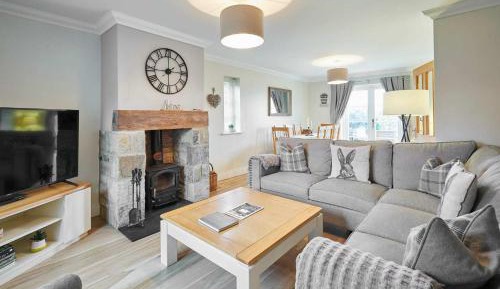 Four-Bedroom Holiday Home