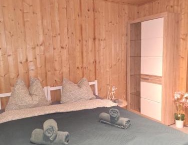 Deluxe Family Suite