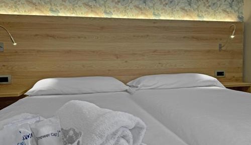 Twin Room with Balcony