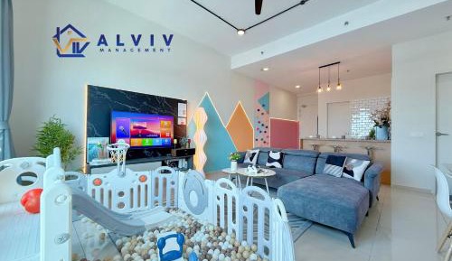 Two-Bedroom Apartment with City View