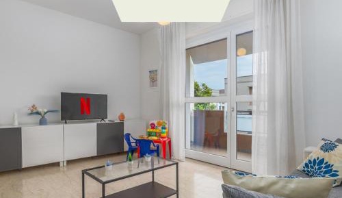 One-Bedroom Standard Apartment