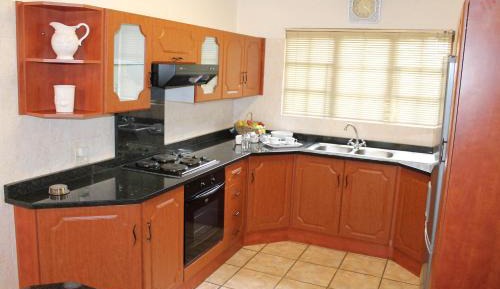 Two-Bedroom Family Cottage with Kitchen