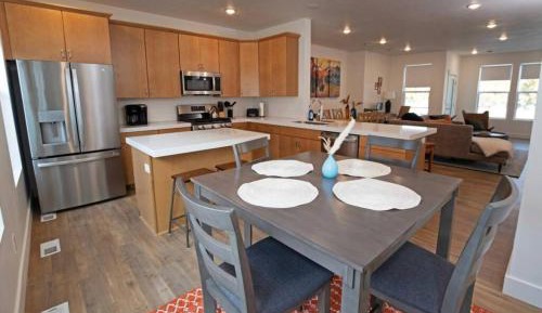 Three-Bedroom Townhouse