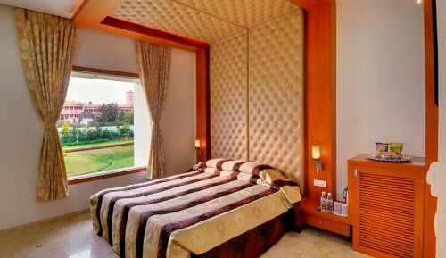 Junior Suite with Balcony