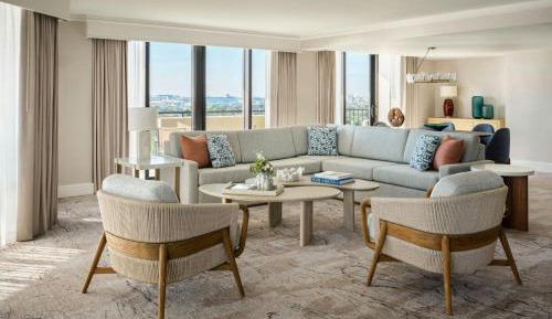 Vise Presidential, 1 Bedroom Larger Suite, 1 King, Sofa bed