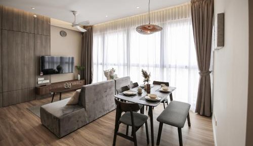 Three-Bedroom Apartment with Sea View