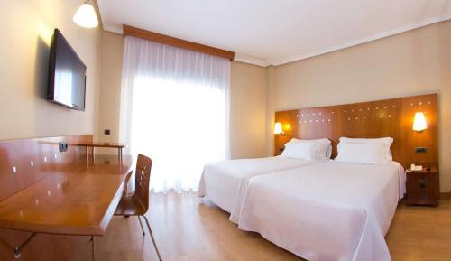 Standard Double Room with Terrace with Extra Bed (2 Adults + 1 Child)