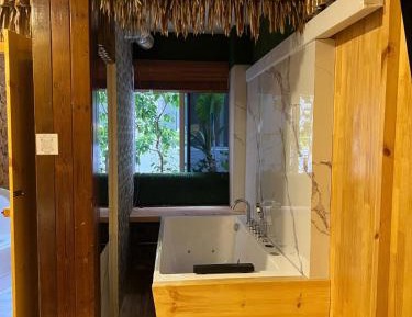 Deluxe Double Room with Bath