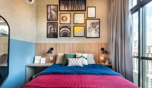 One-Bedroom Apartment with City View
