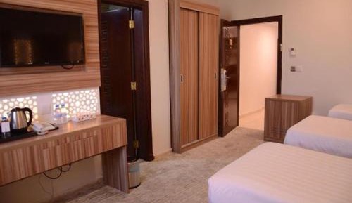 Basic Triple Room