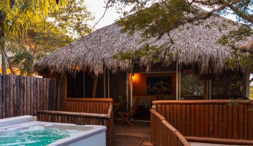Deluxe Bungalow with Garden View