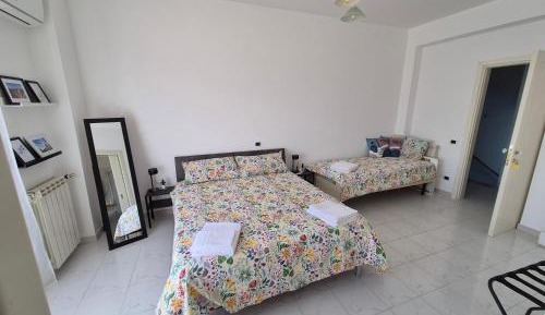 Triple Room with Private Bathroom