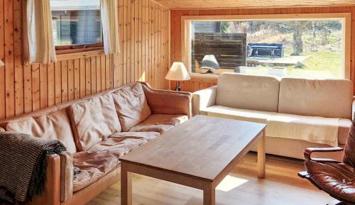 Three-Bedroom Holiday Home 