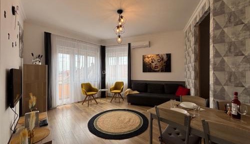 Apartment with Balcony
