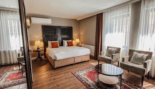 Large Double Room