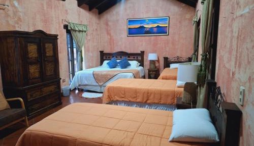 Deluxe Family Room