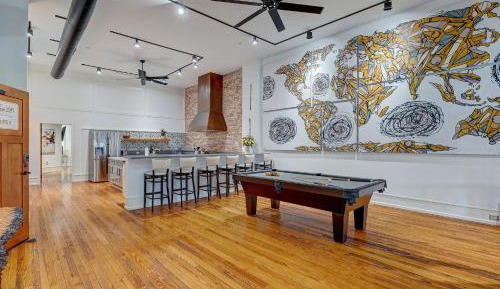 Penthouse Apartment