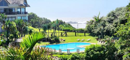 Three-Bedroom Apartment with Sea View