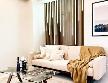 One-Bedroom Apartment with Balcony