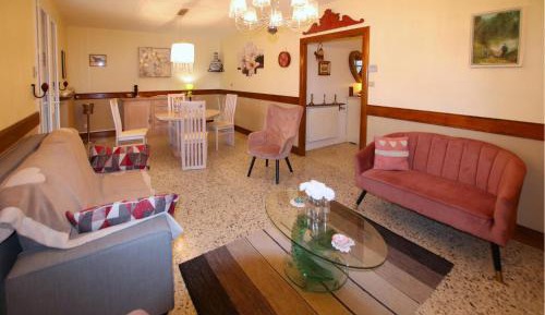 Three-Bedroom Holiday Home 