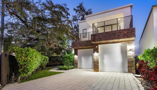 Five-Bedroom Villa