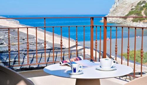 Deluxe Suite with Sea View