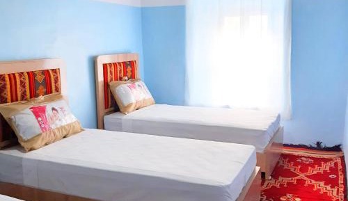 Economy Triple Room with Shared Bathroom