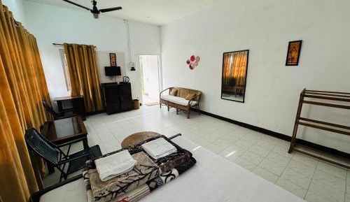 King Room with Mountain View