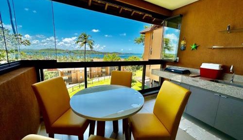 One-Bedroom Apartment with Sea View and Balcony