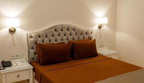 Junior Suite with Balcony