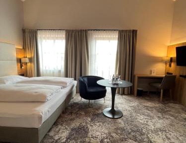 Comfort Double or Twin Room