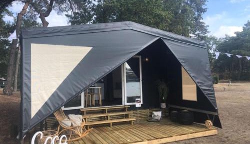 One-Bedroom Holiday Home