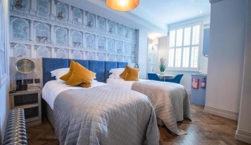 Deluxe Twin Room