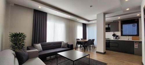 Three-Bedroom Apartment with Balcony