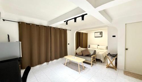 One-Bedroom Apartment - Non-Smoking