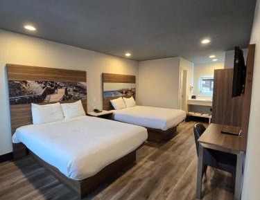Queen Room with Two Queen Beds