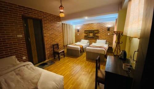 Triple Room